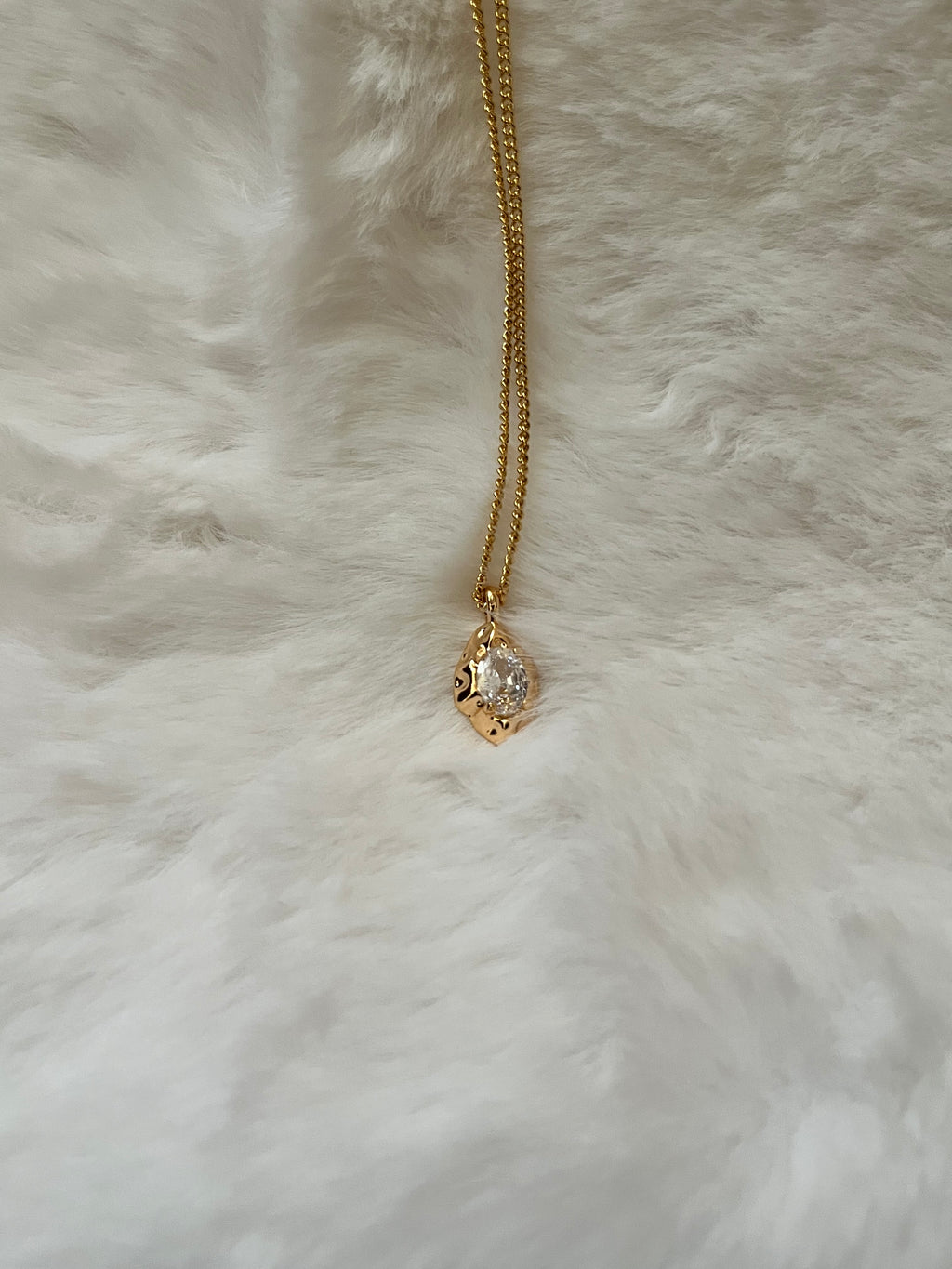 Pendant Gold plated necklace