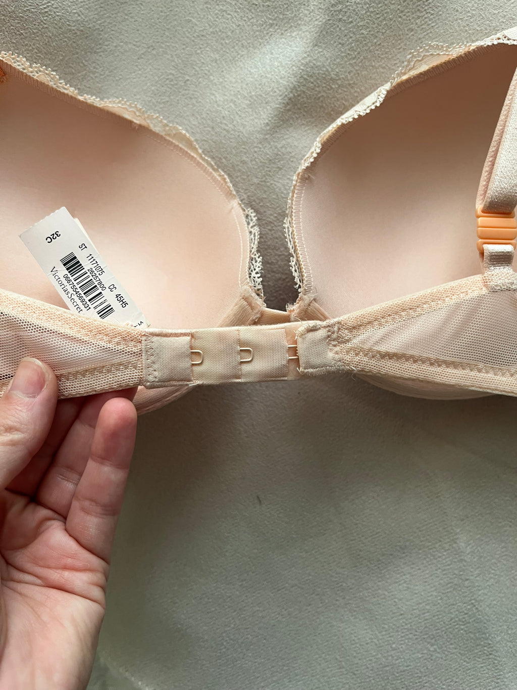 Victoria's Secret 32C