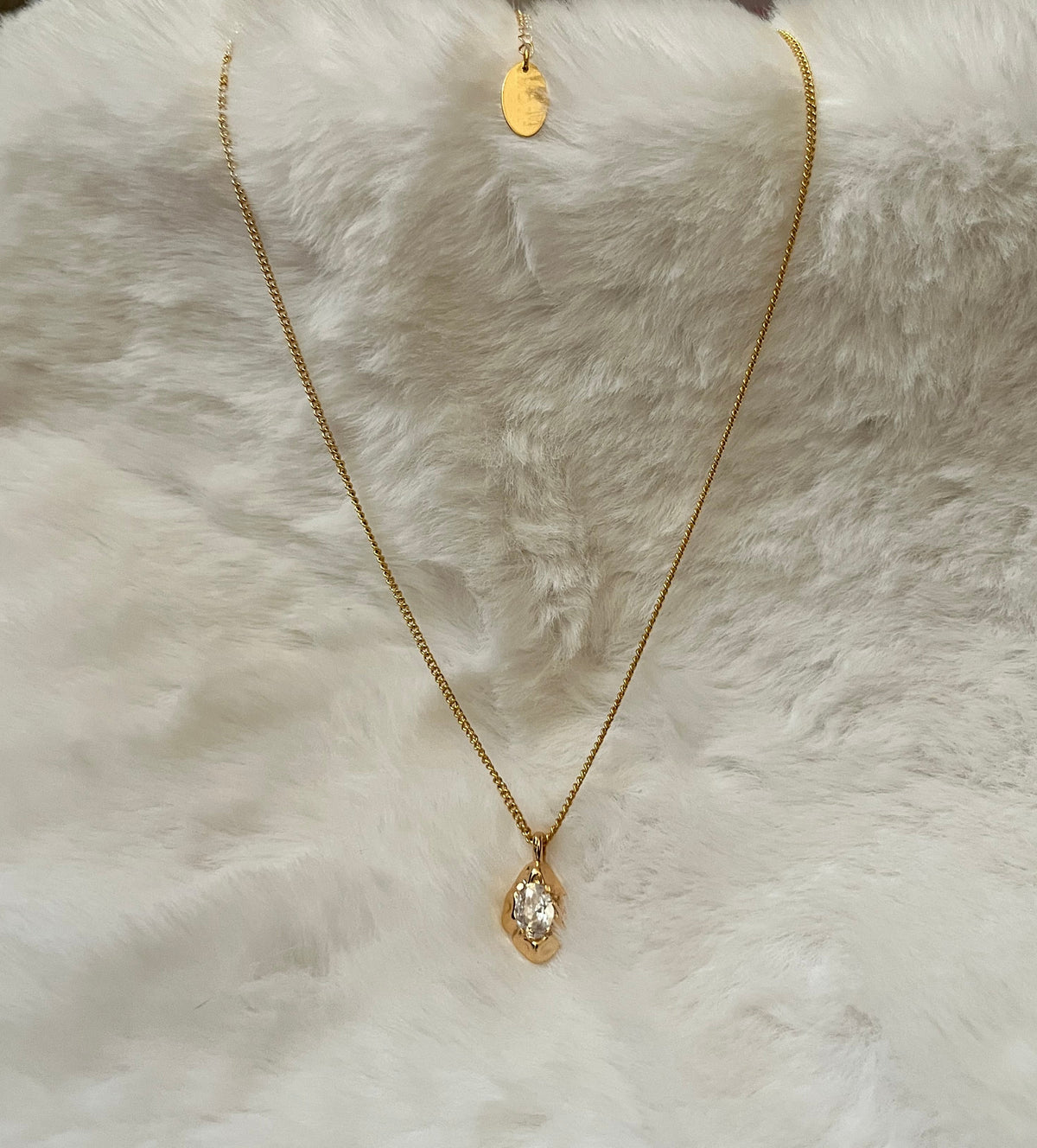 Pendant Gold plated necklace
