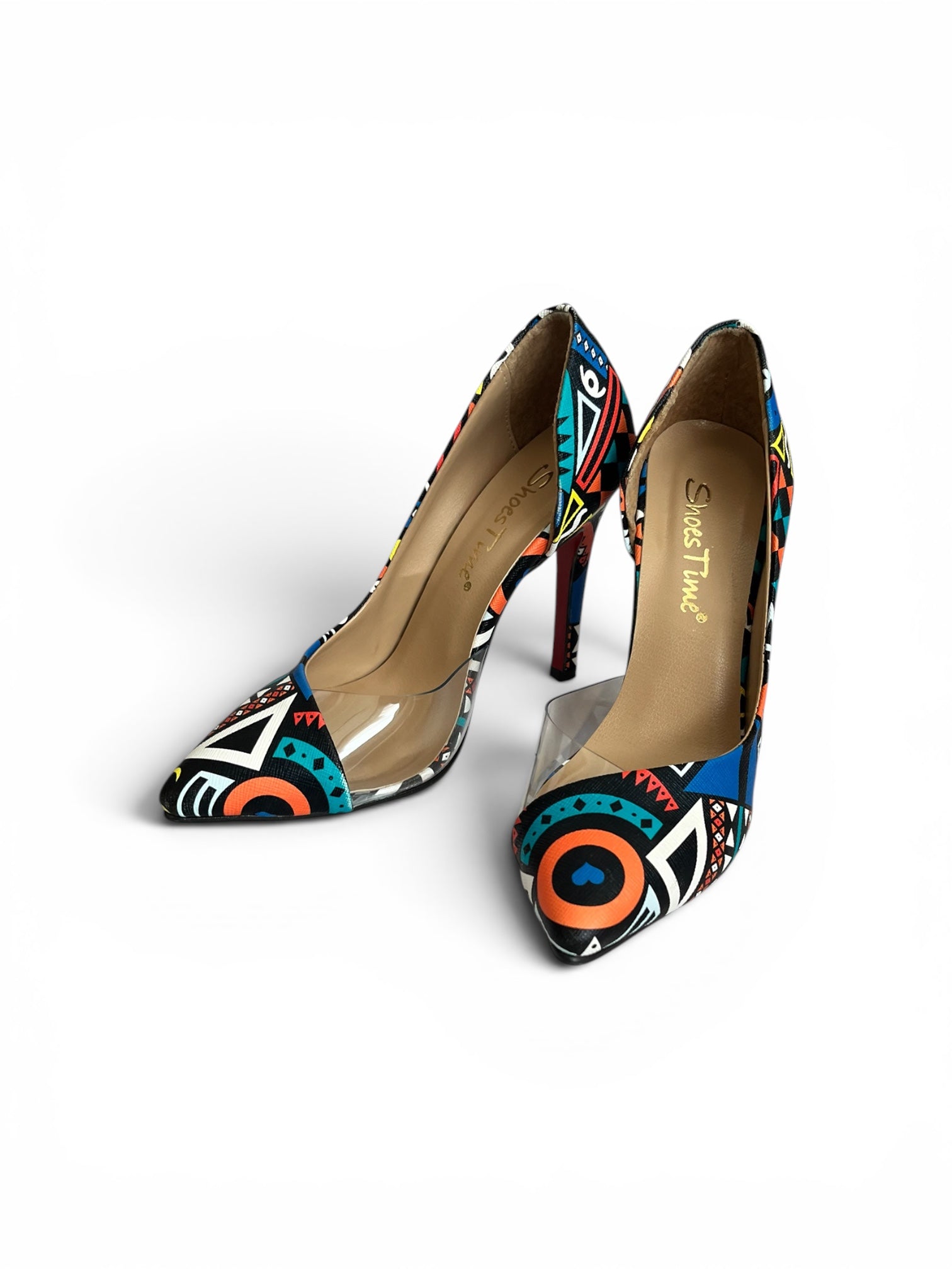 Colored shoes size 35