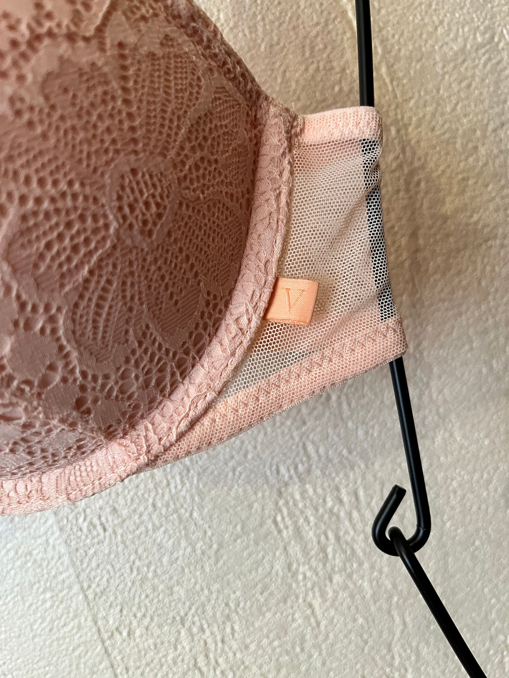 Victoria's Secret 32C