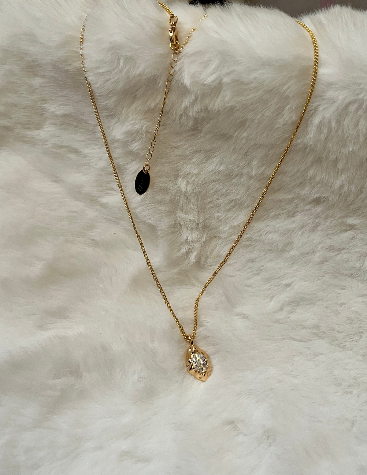 Pendant Gold plated necklace