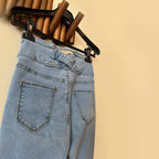 High waist jeans