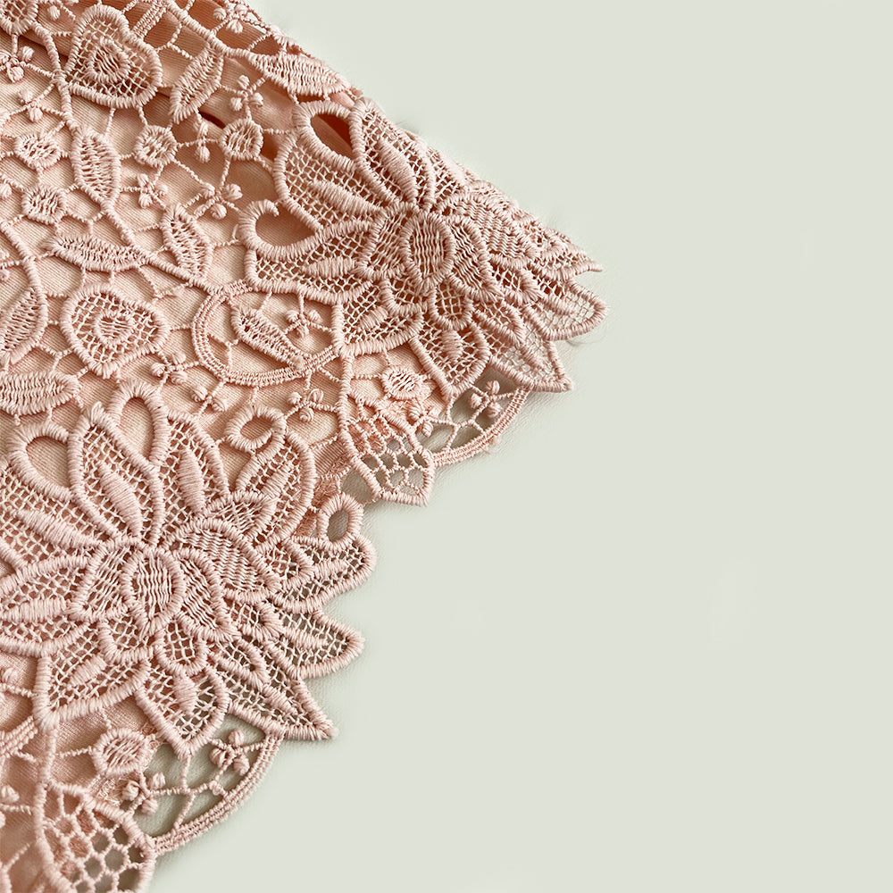 Lace flowers pajamas